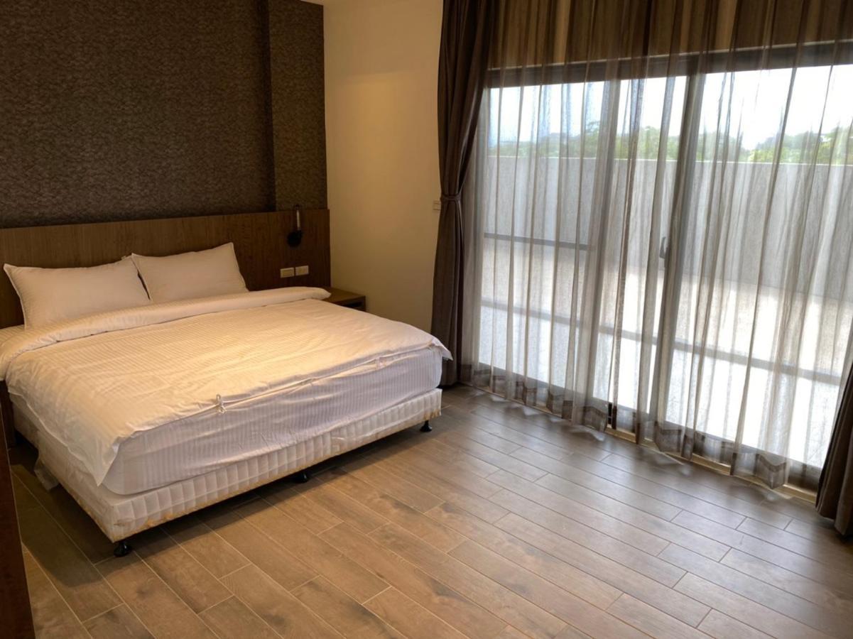 Golden Homestay Taitung Екстериор снимка