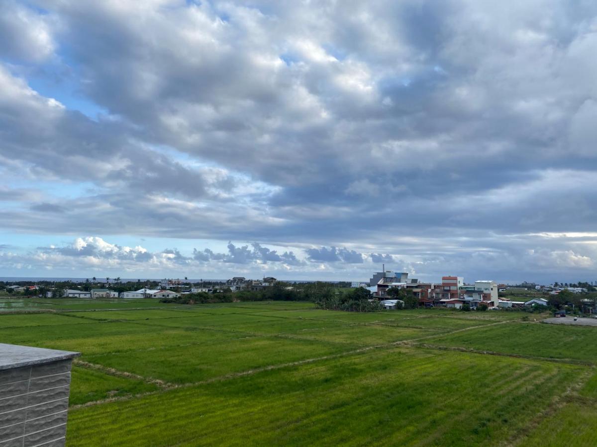Golden Homestay Taitung Екстериор снимка